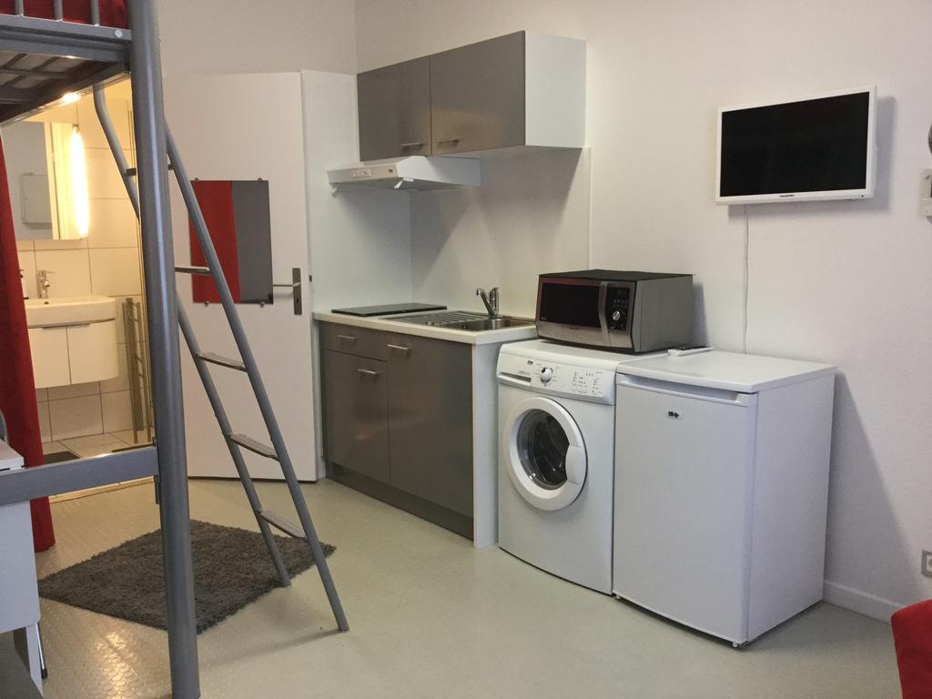 Studio Sur Cour Au Coeur De Colmar Buitenkant foto