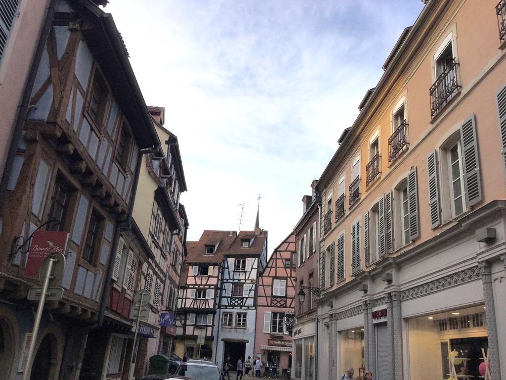 Studio Sur Cour Au Coeur De Colmar Buitenkant foto